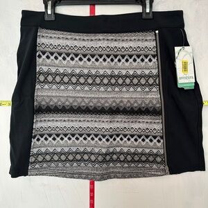 aventura short stretch embroidered skirt